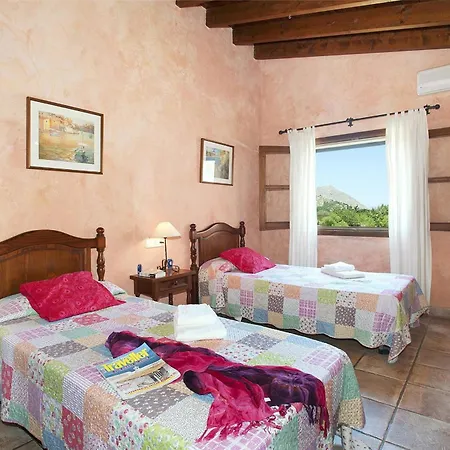 Beautiful 4 Bedrooms Bennassar Mountainside Views Short Drive To Town Pollença