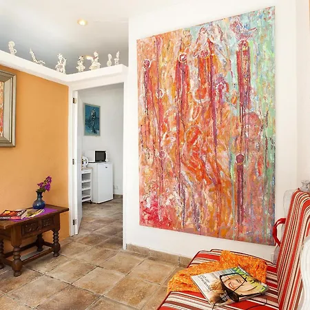 Beautiful 4 Bedrooms Bennassar Mountainside Views Short Drive To Town Pollença